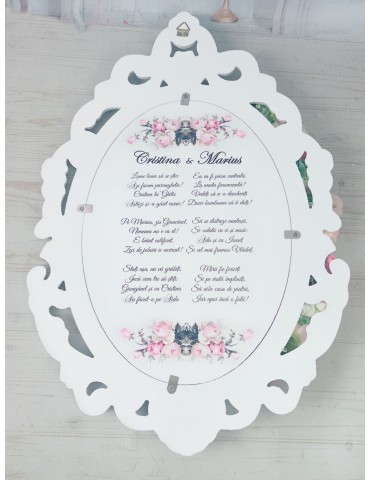 Oglinda miresei din lemn...