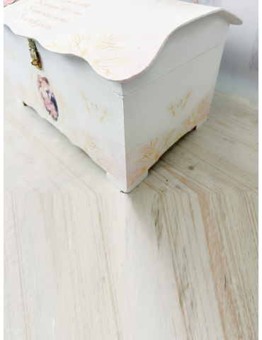 Cutie de dar pentru nunta...