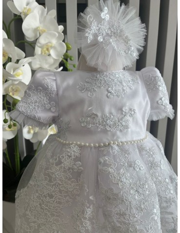 Rochie de botez cu broderie...