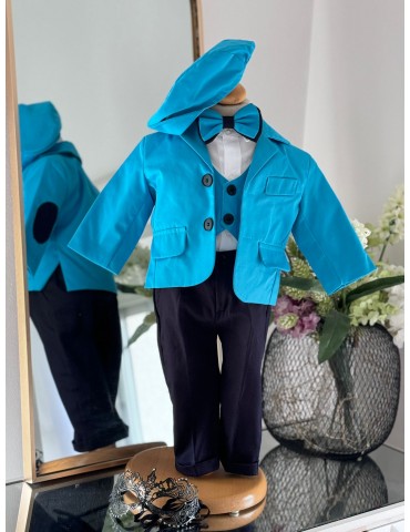 Costum de botez pentru...