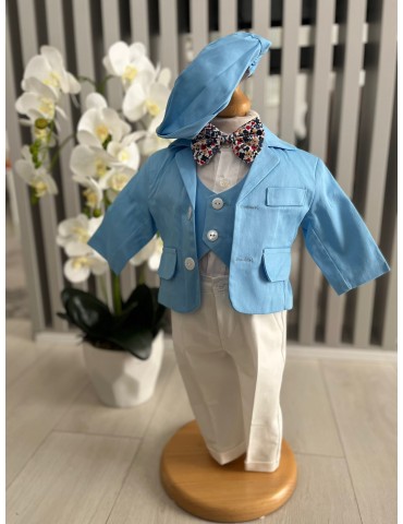 Costum de botez pentru...