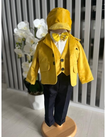 Costum de botez pentru...