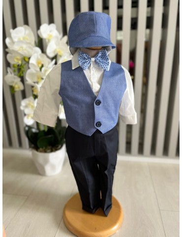 Costum de botez pentru...