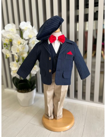 Costum de botez pentru...