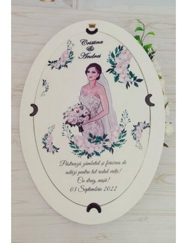 Oglinda miresei din lemn...